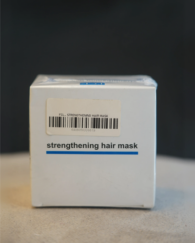 FCL STRENGHENING HAIR MASK